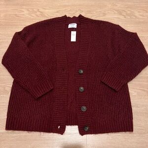 Women’s Old Navy Burgundy Cardigan - Size LG
